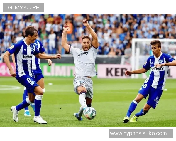 塞维利亚新援首秀双响炮,带领球队逆转巴伦西亚,西甲热门球队崭露头角